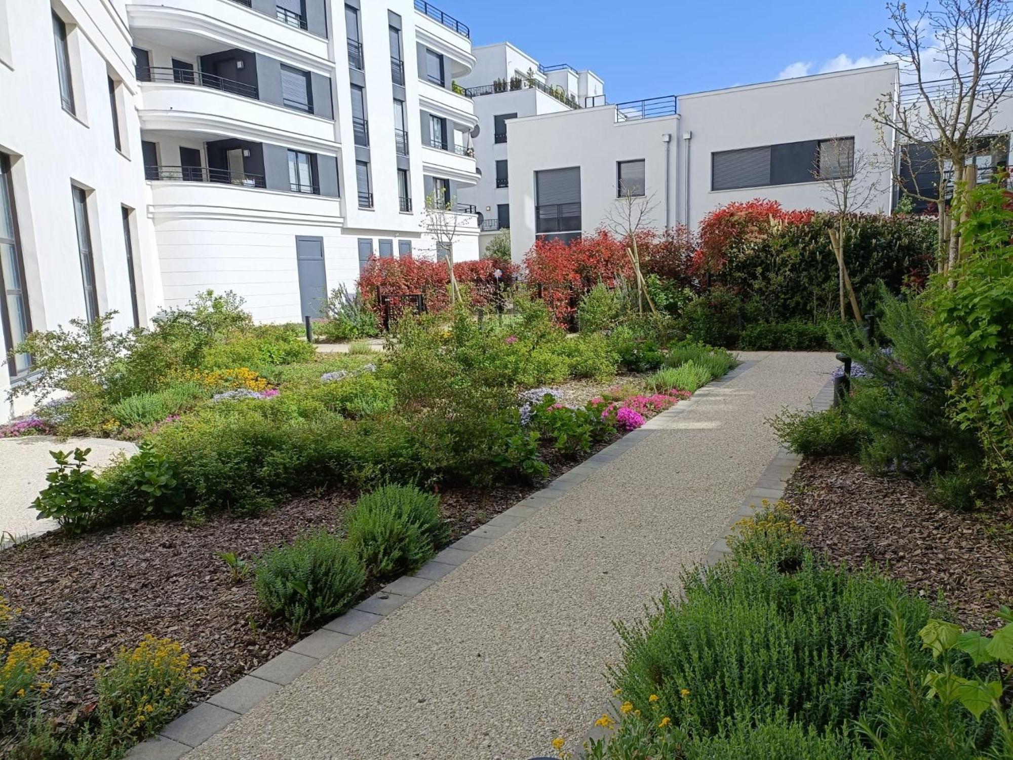 Disney - Paris 5 Min De Disney - Pk Prive Gratuit - 4 Personnes - Terrasse Jardin Chessy  Exterior foto